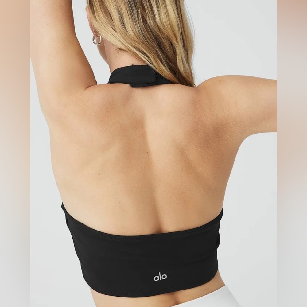 Alo Airbrush Millennial Halter stop